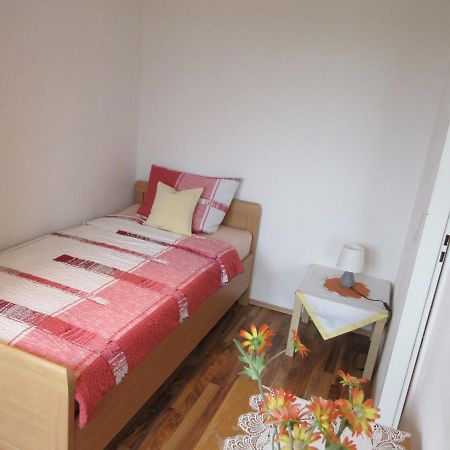 Private Apartment Near Fair Ground Hannover Luaran gambar